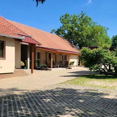 Hotel Lena Vendeghaz Balatonberény Exteriér fotografie