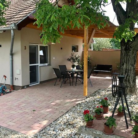 Hotel Lena Vendeghaz Balatonberény Exteriér fotografie